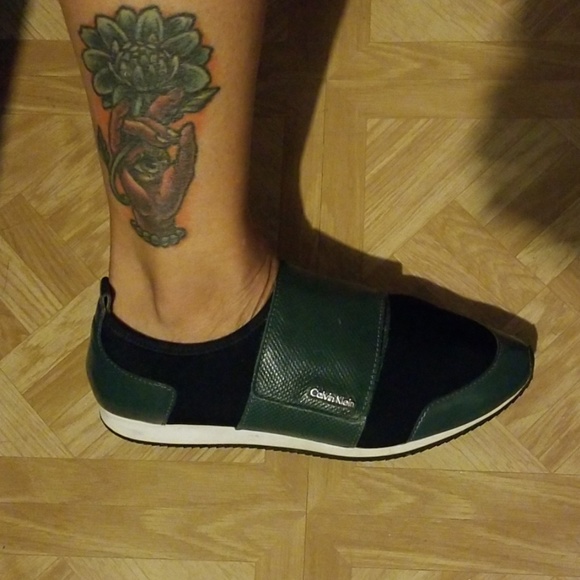 Shoe - Picture 4 of 4